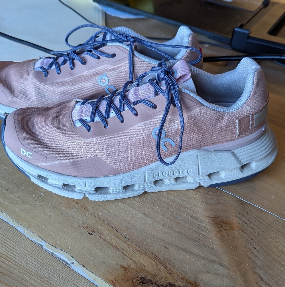 On Cloud Women's Running Shoes - Blush Pink